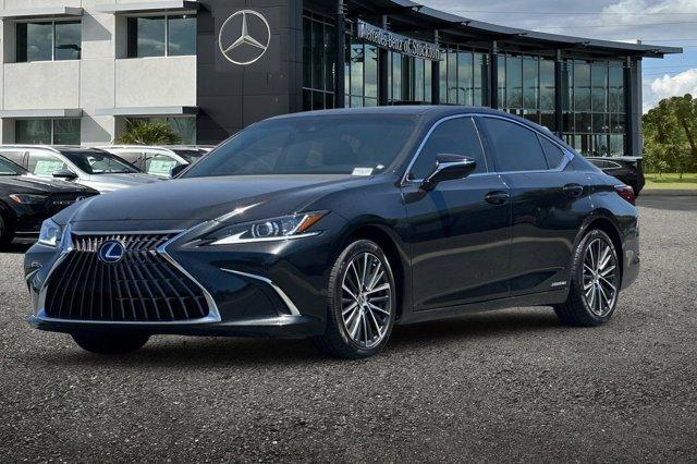 used 2022 Lexus ES 300h car, priced at $33,999