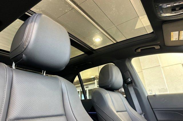 new 2025 Mercedes-Benz GLE 450e car, priced at $77,940