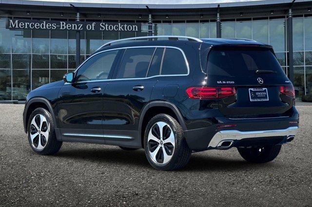 new 2025 Mercedes-Benz GLB 250 car, priced at $51,695