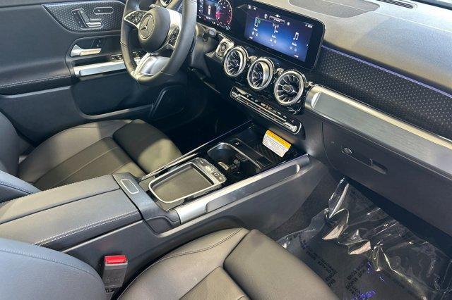new 2025 Mercedes-Benz GLB 250 car, priced at $51,695
