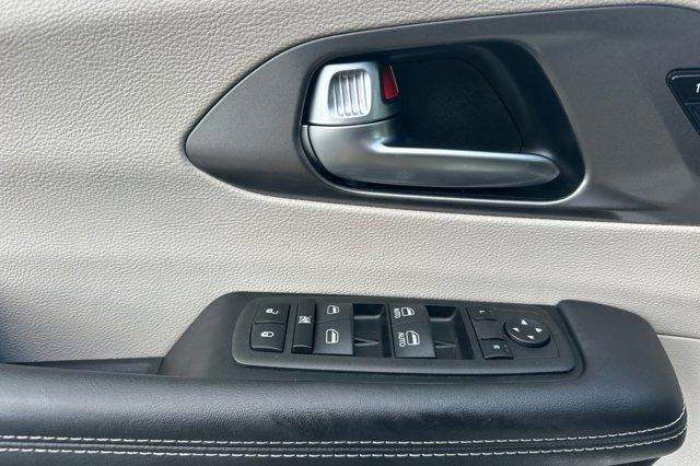 used 2023 Chrysler Pacifica car, priced at $26,783