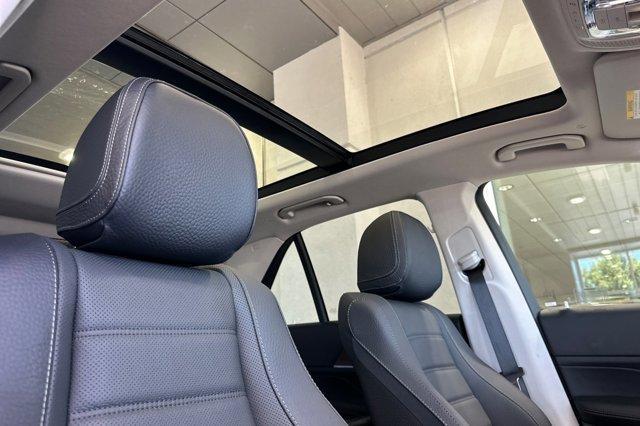 new 2025 Mercedes-Benz GLE 450e car, priced at $88,595