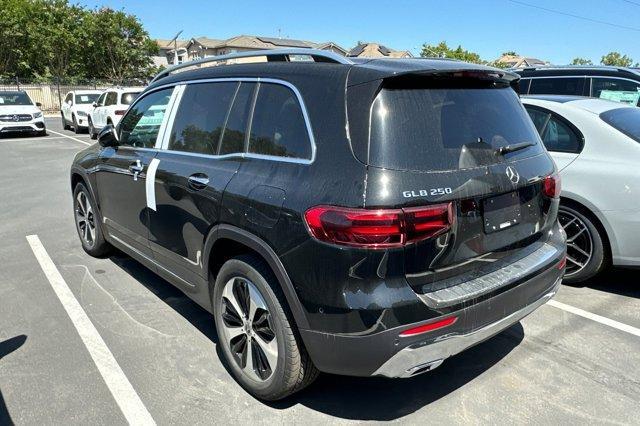 new 2025 Mercedes-Benz GLB 250 car, priced at $50,770