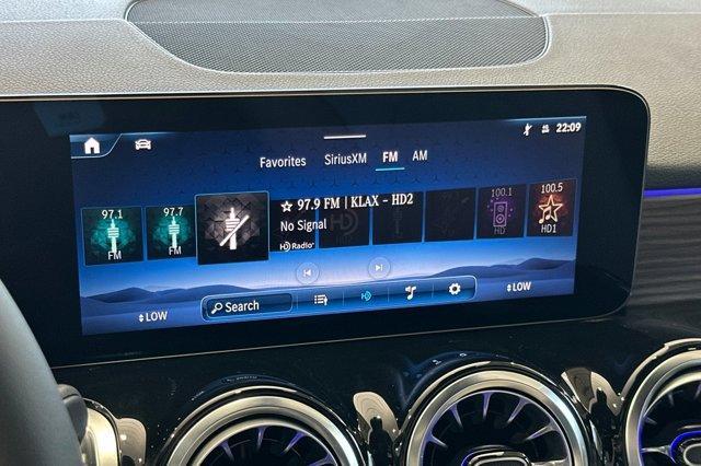 new 2025 Mercedes-Benz GLB 250 car, priced at $50,770