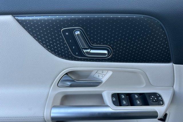 used 2025 Mercedes-Benz GLA 250 car, priced at $47,650