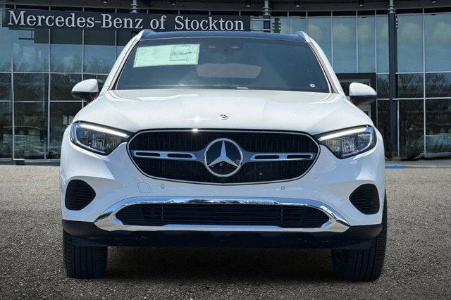 new 2025 Mercedes-Benz GLC 300 car, priced at $57,395