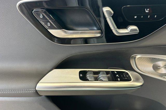 new 2025 Mercedes-Benz GLC 300 car, priced at $57,395