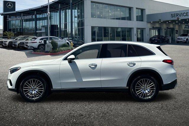 new 2025 Mercedes-Benz GLC 300 car, priced at $57,395
