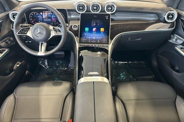 new 2025 Mercedes-Benz GLC 300 car, priced at $57,395