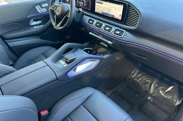 new 2025 Mercedes-Benz GLS 450 car, priced at $91,945