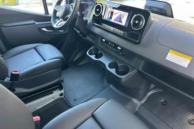 new 2025 Mercedes-Benz Sprinter 2500 car, priced at $83,189