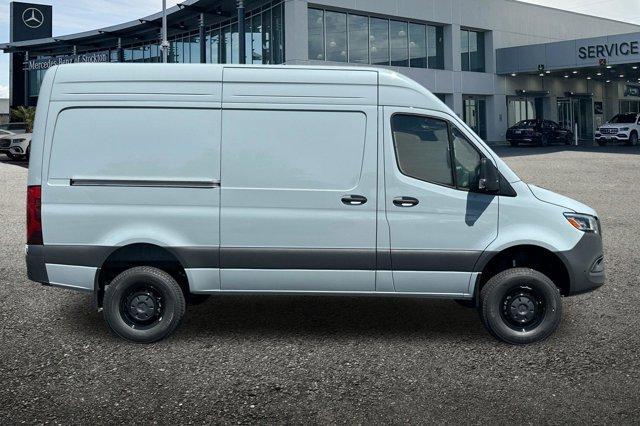new 2025 Mercedes-Benz Sprinter 2500 car, priced at $83,189