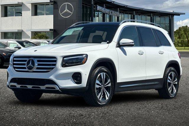 new 2025 Mercedes-Benz GLB 250 car, priced at $51,590