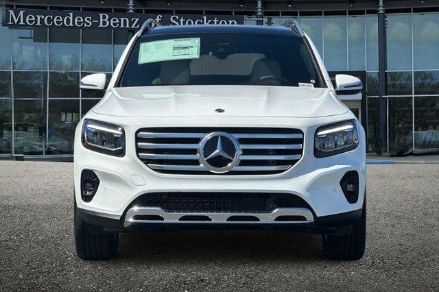 new 2025 Mercedes-Benz GLB 250 car, priced at $51,590