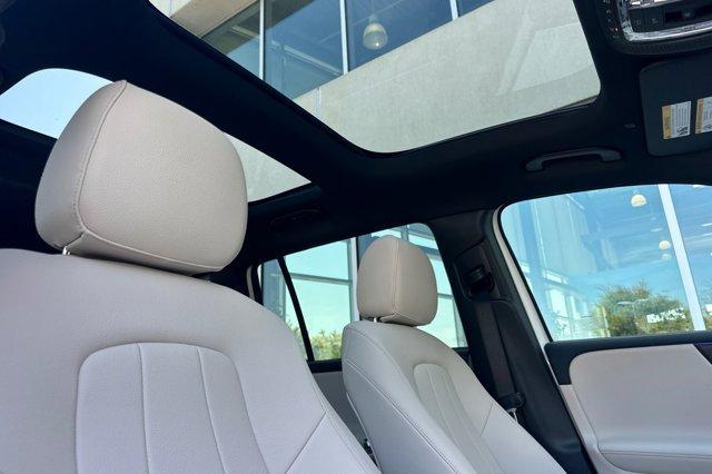 new 2025 Mercedes-Benz GLB 250 car, priced at $51,590