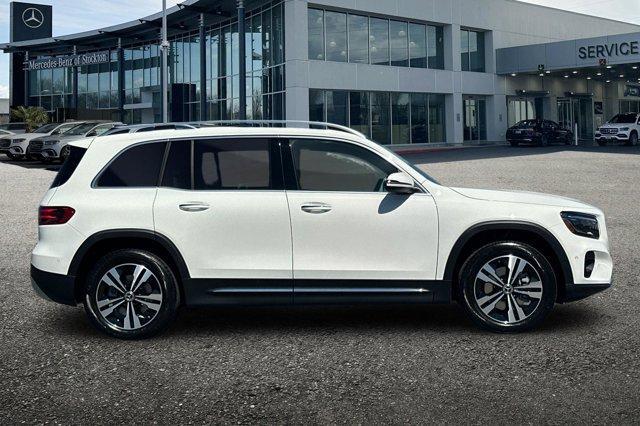 new 2025 Mercedes-Benz GLB 250 car, priced at $51,590