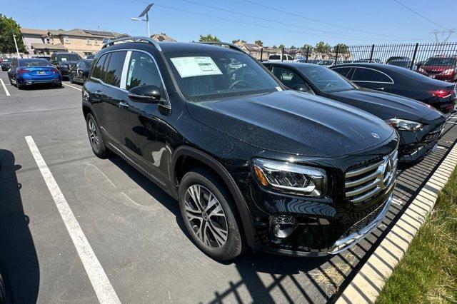 new 2025 Mercedes-Benz GLB 250 car, priced at $49,595