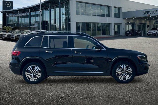 new 2025 Mercedes-Benz GLB 250 car, priced at $49,595