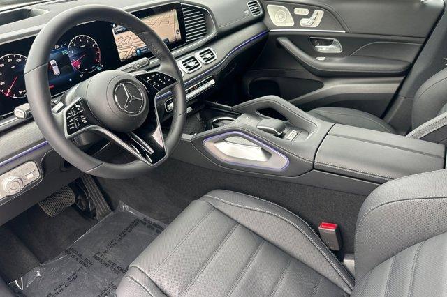 new 2025 Mercedes-Benz GLE 580 car, priced at $101,780