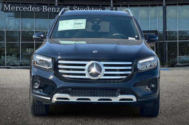 new 2025 Mercedes-Benz GLB 250 car, priced at $51,695