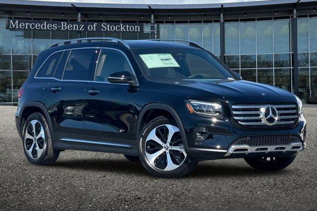 new 2025 Mercedes-Benz GLB 250 car, priced at $53,815