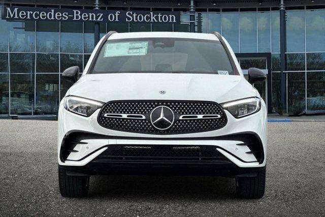 new 2026 Mercedes-Benz GLC 300 car, priced at $59,085