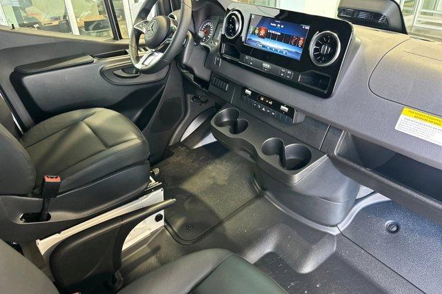 new 2025 Mercedes-Benz Sprinter 2500 car, priced at $63,075