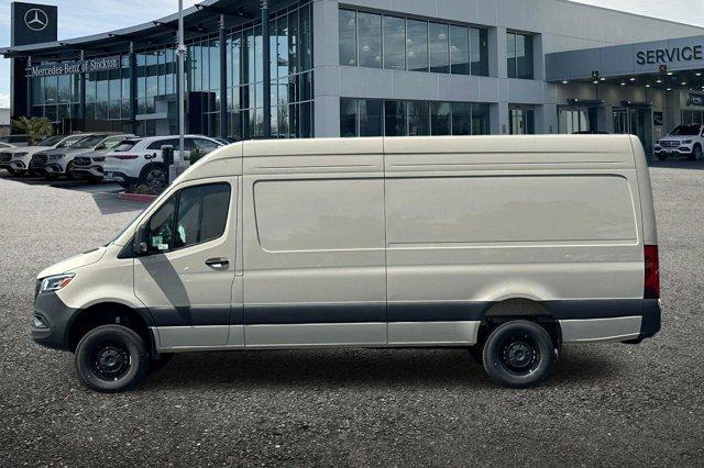 new 2025 Mercedes-Benz Sprinter 2500 car, priced at $81,432