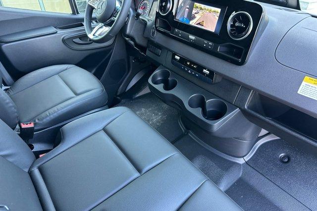 new 2025 Mercedes-Benz Sprinter 2500 car, priced at $66,641