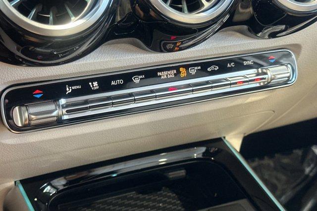 new 2025 Mercedes-Benz GLB 250 car, priced at $52,020