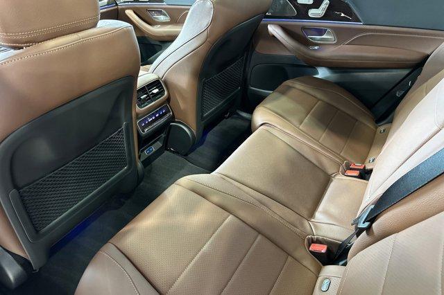 new 2025 Mercedes-Benz GLS 450 car, priced at $91,685