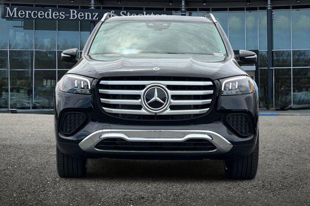 new 2025 Mercedes-Benz GLS 450 car, priced at $91,685