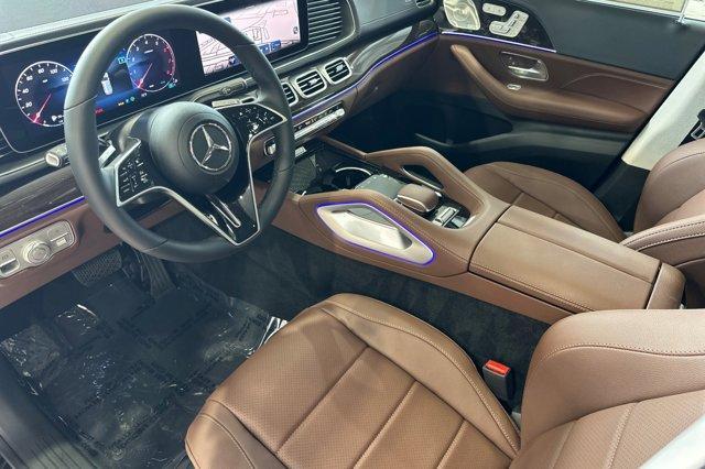 new 2025 Mercedes-Benz GLS 450 car, priced at $91,685