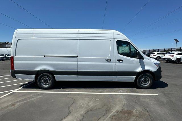 new 2025 Mercedes-Benz Sprinter 2500 car, priced at $63,180