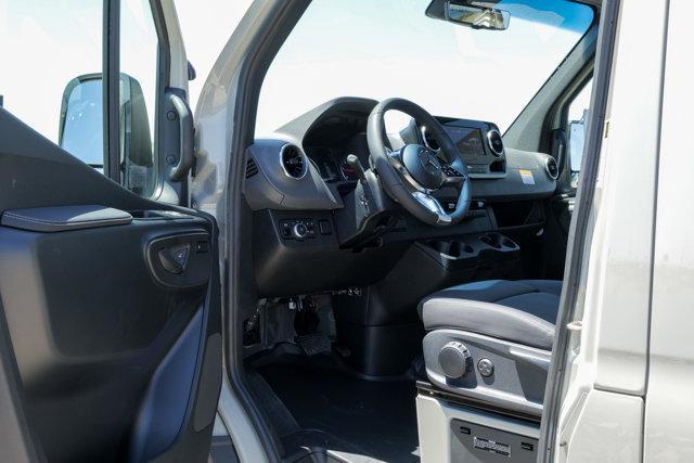 new 2025 Mercedes-Benz Sprinter 2500 car, priced at $99,431