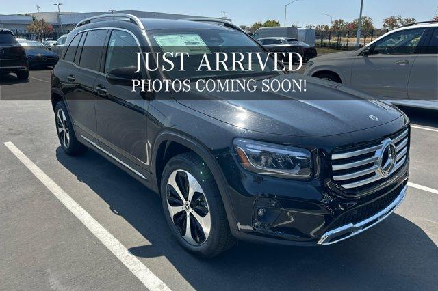 new 2025 Mercedes-Benz GLB 250 car, priced at $48,945