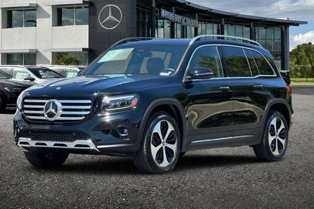 new 2025 Mercedes-Benz GLB 250 car, priced at $48,945