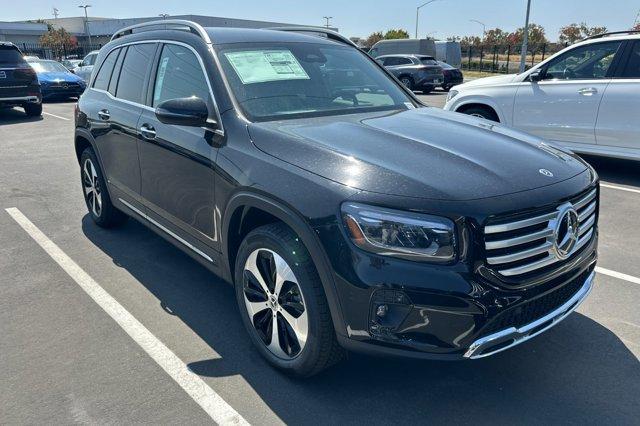 new 2025 Mercedes-Benz GLB 250 car, priced at $48,945