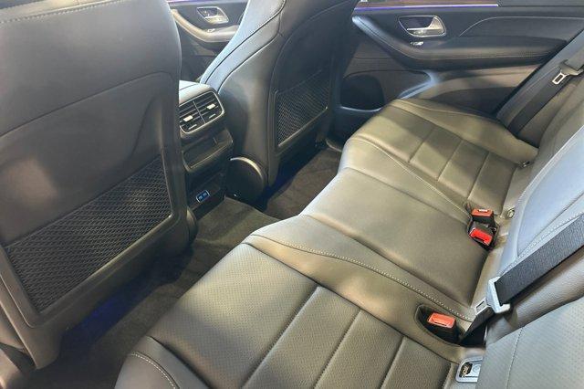 new 2025 Mercedes-Benz GLE 450e car, priced at $81,180