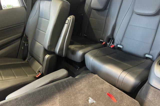 new 2025 Mercedes-Benz GLS 450 car, priced at $96,220
