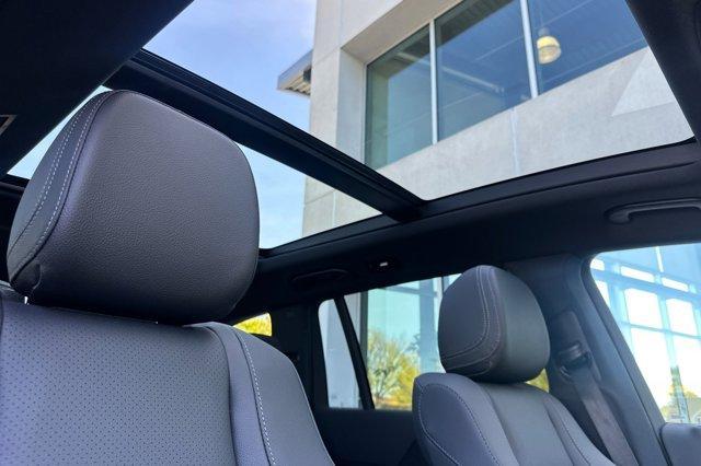 new 2025 Mercedes-Benz GLS 450 car, priced at $96,220