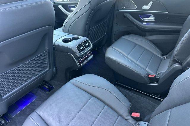 new 2025 Mercedes-Benz GLS 450 car, priced at $96,220