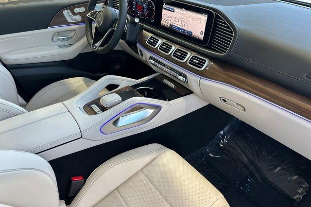 new 2025 Mercedes-Benz GLS 450 car, priced at $91,580