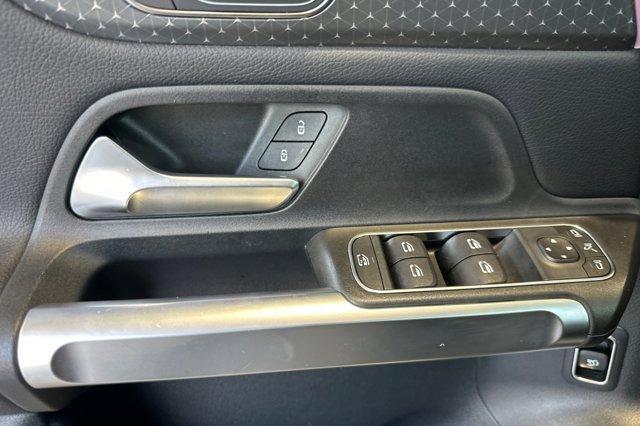 used 2025 Mercedes-Benz GLB 250 car, priced at $44,999