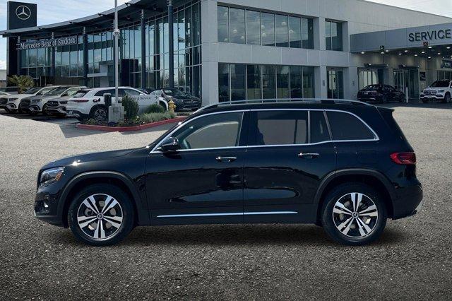 new 2025 Mercedes-Benz GLB 250 car, priced at $47,145