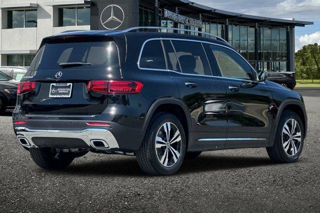 new 2025 Mercedes-Benz GLB 250 car, priced at $47,145