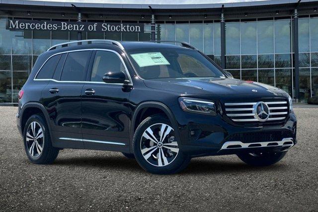 new 2025 Mercedes-Benz GLB 250 car, priced at $47,145