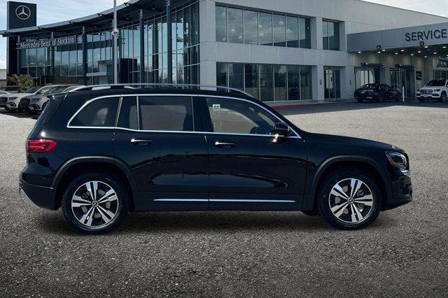new 2025 Mercedes-Benz GLB 250 car, priced at $47,145