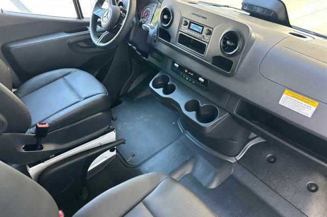 new 2025 Mercedes-Benz Sprinter 2500 car, priced at $63,033