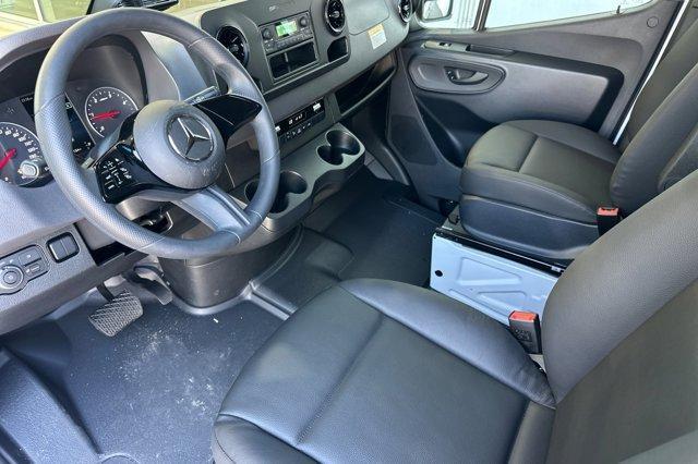 new 2025 Mercedes-Benz Sprinter 2500 car, priced at $63,033